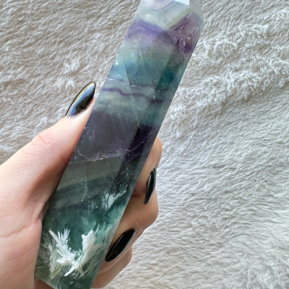 Large feather fluorite crystal tower